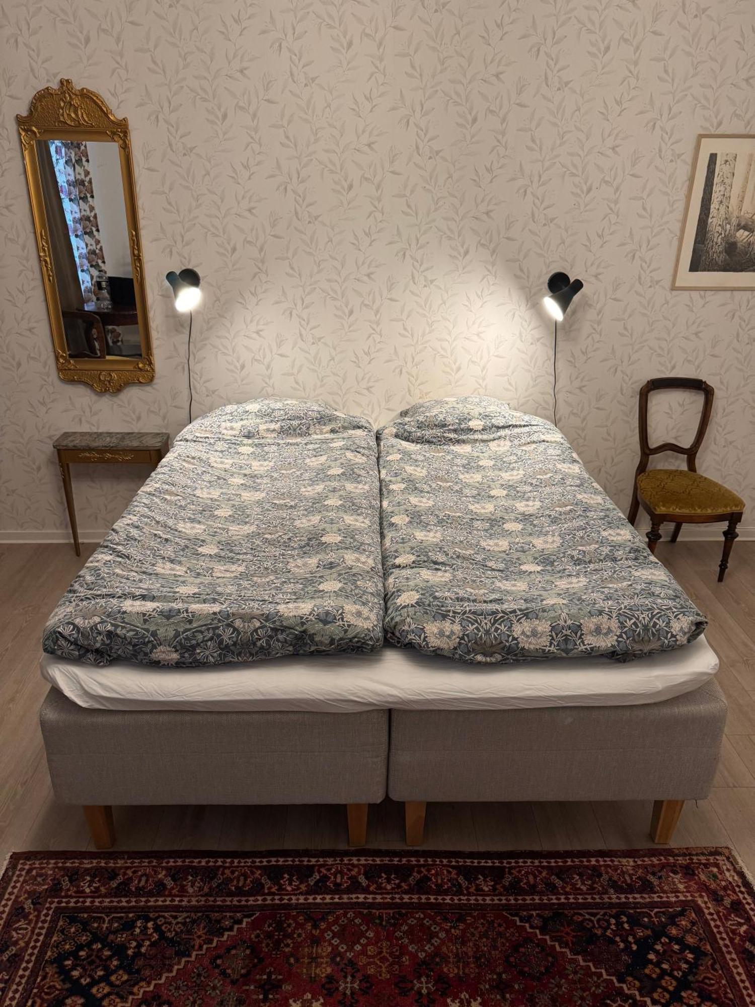 Bed and Breakfast Gisebo Vingard Хускварна Экстерьер фото